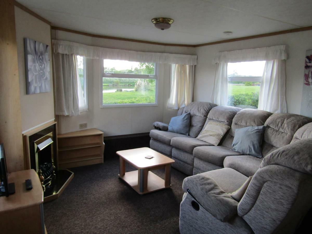 Fenlake Holiday Accommodation Metheringham Exteriér fotografie